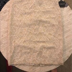 Liz Claiborne gold pencil skirt NWOT